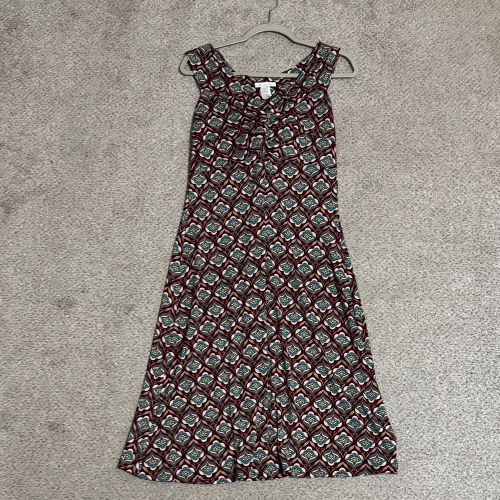 Chic Sleeveless Geometric Midi Dress
